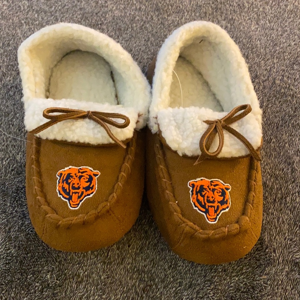 Chicago Bears slippers. Brand new